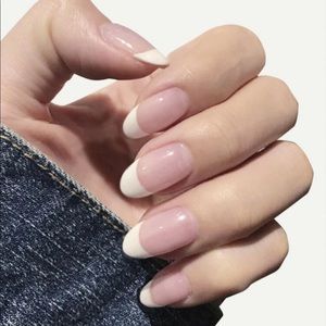 NWOT Press-on “Rounded Glossy French” Nails